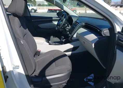 2022 Hyundai Tucson Se z USA, uszkodzony, nr VIN 5NMJACAE6NH033489